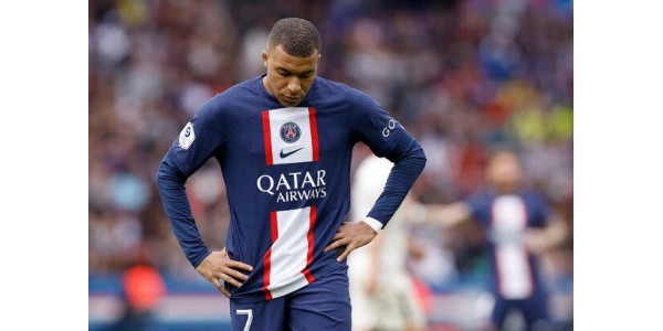 Kylian Mbappé fortement influencé par le choix de fin de carrière de Lionel Messi Kylian Mbappé fortement influencé par le choix de fin de carrière de Lionel Messi